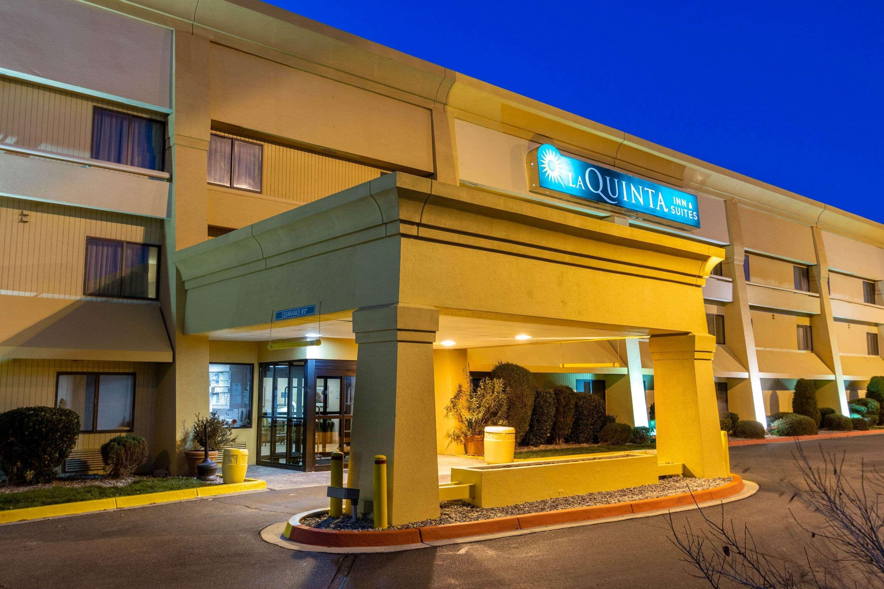Hotel La Quinta By Wyndham Albuquerque Journal Ctr Nw Exterior foto